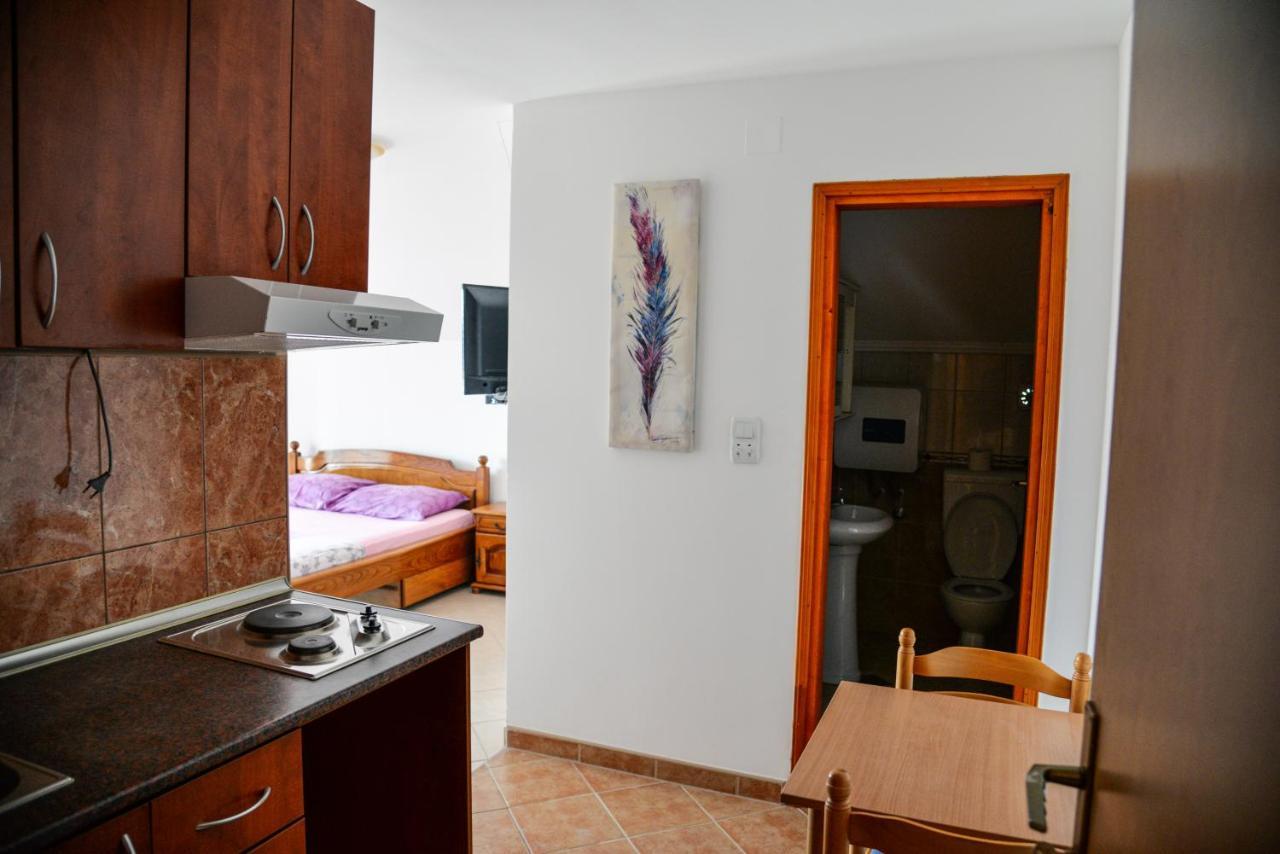 Guest House Ivana Tivat Exteriér fotografie
