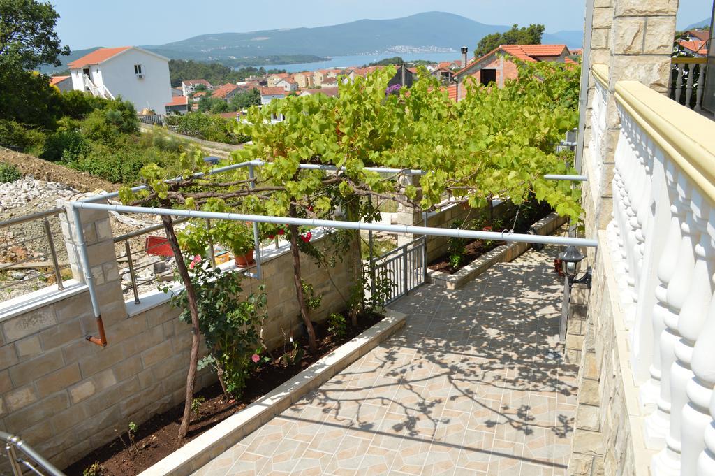 Guest House Ivana Tivat Exteriér fotografie
