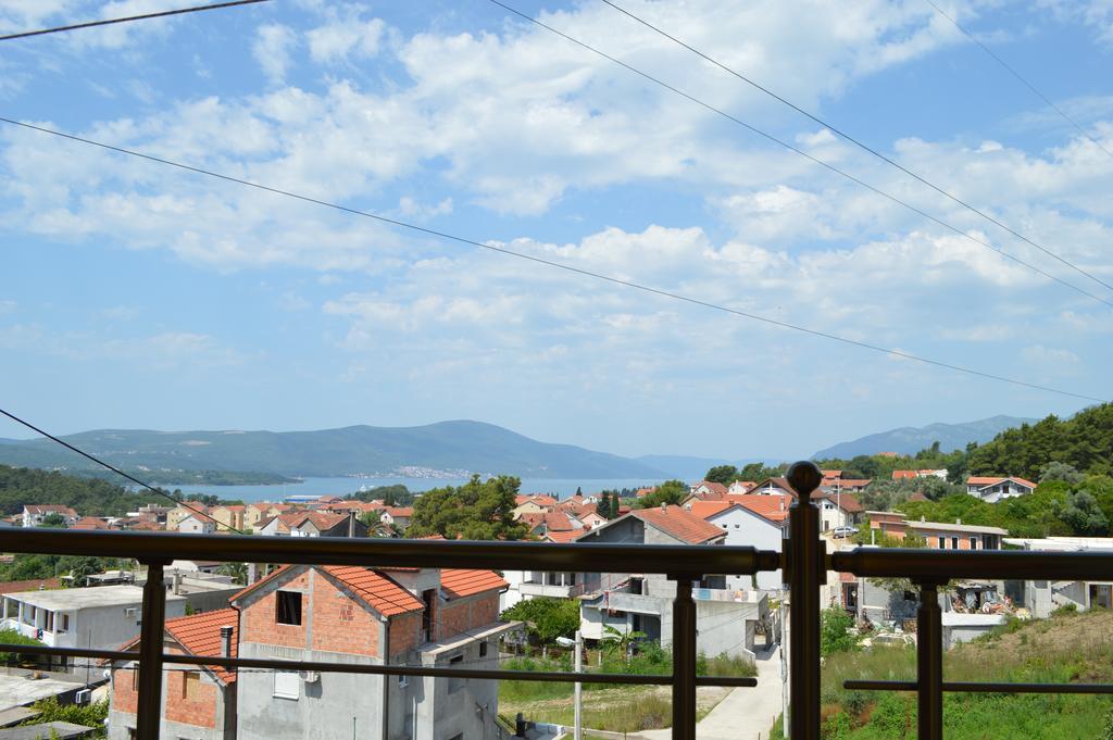 Guest House Ivana Tivat Exteriér fotografie